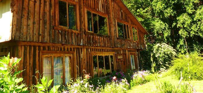 Hospedaje Y Agrocamping Relmucura Melipeuco Ngoại thất bức ảnh